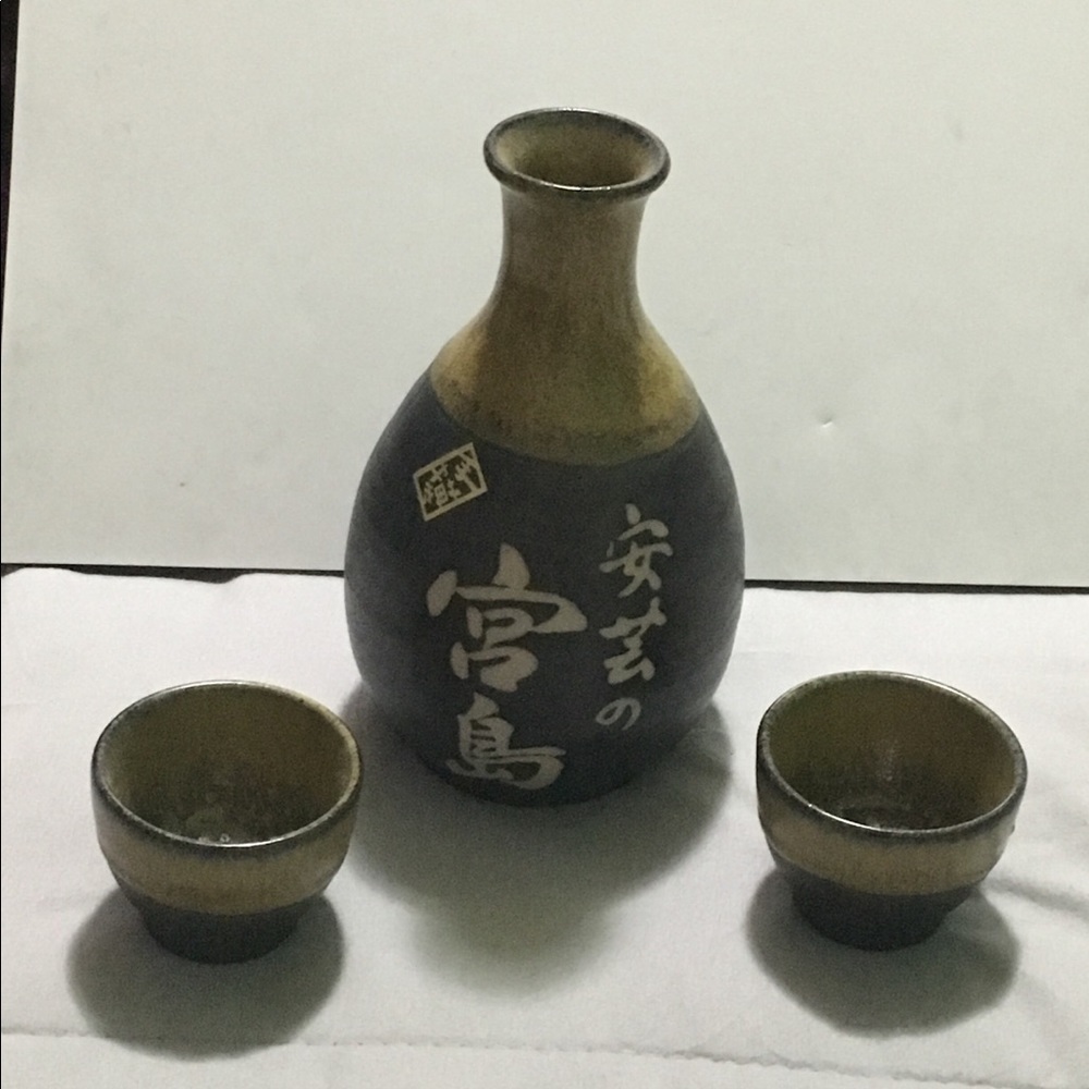 🌻Handmade Made Ceramic Japanese Saki Set